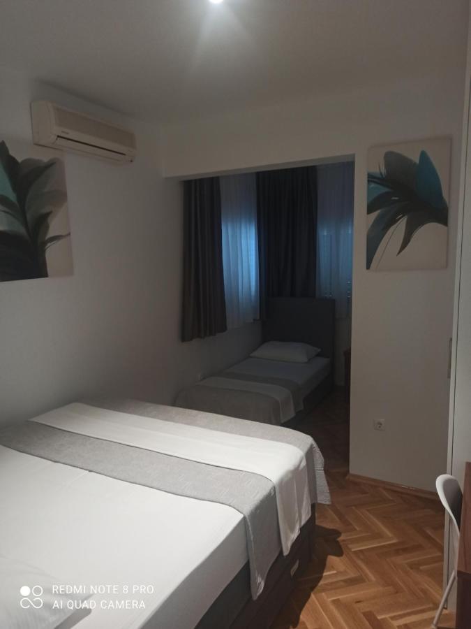 Apartments Zo Макарска Стая снимка